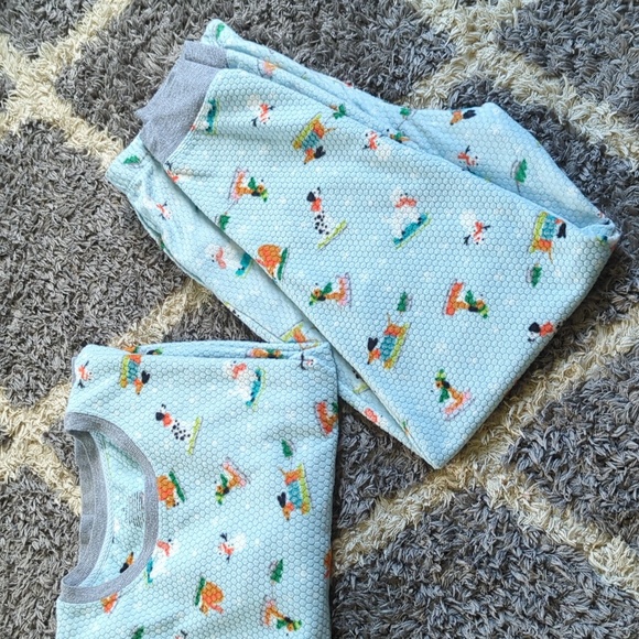 Cuddl Duds Other - Cuddl Duds Dog On Sleds Light Blue Pajama Set Size Women's Large